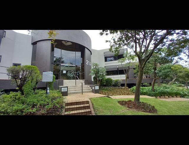 366M² OFFICE TO LET IN WOODMEAD